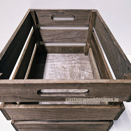 Wooden vintage crate pack of 10 Securit __label: Multibuy CustomWoodDesignsIrelandBrandedwoodecratesFruitcratesIrelanddisplaycratesirelandcustomisedcrateswoodencrates_11_07efdd1c-1db1-4966-b16a-19ae98ebf9b2