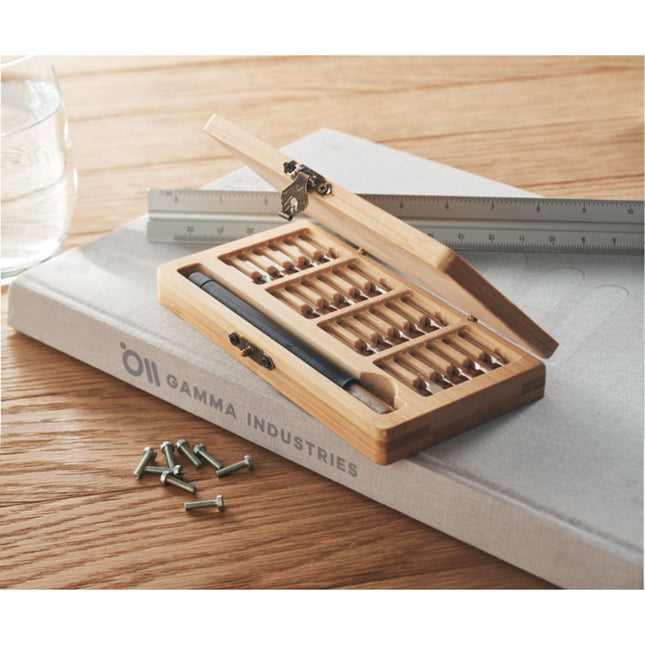 24 piece wooden tool set
