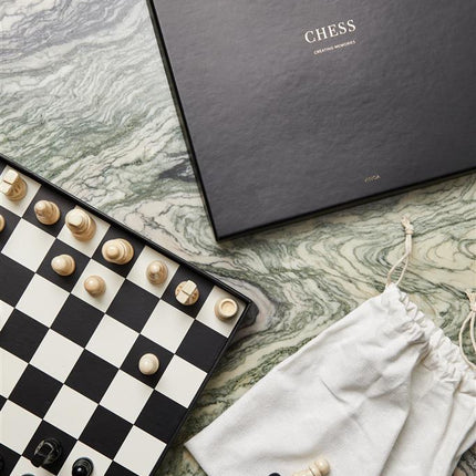 Chess game pack of 25 Custom Wood Designs __label: Multibuy customwooddesignschessgame