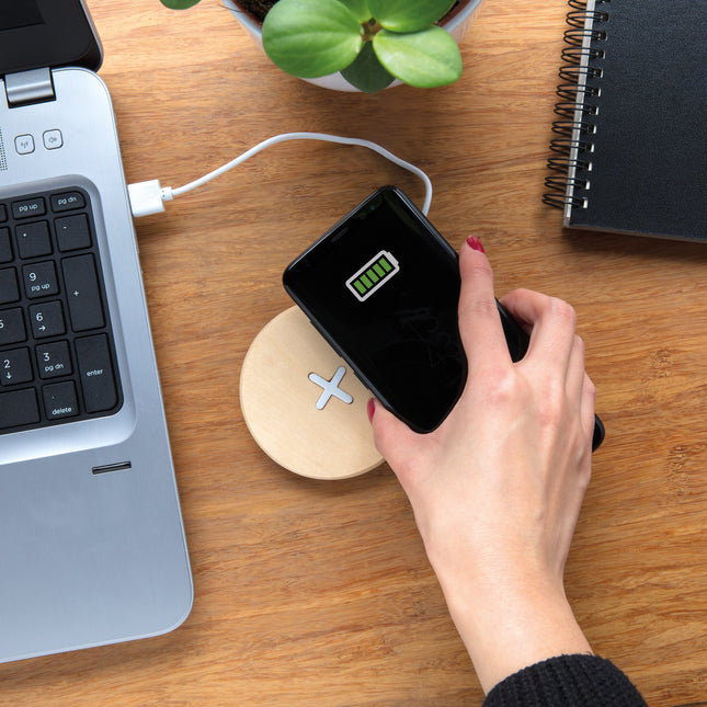5W Wireless Wood charger pack of 100 Custom Wood Designs __label: Multibuy default-title-5w-wireless-wood-charger-pack-of-100-53613693600087