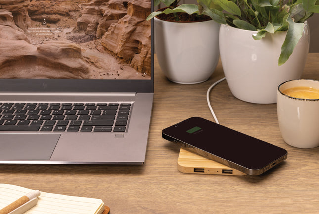 Wooden bamboo wireless charger 10W pack of 25 Custom Wood Designs __label: Multibuy default-title-wooden-bamboo-wireless-charger-10w-pack-of-25-53613202932055